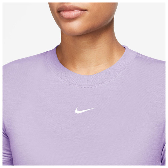 Nike Γυναικεία κοντομάνικη μπλούζα Sportswear Essential Slim Cropped Tee
